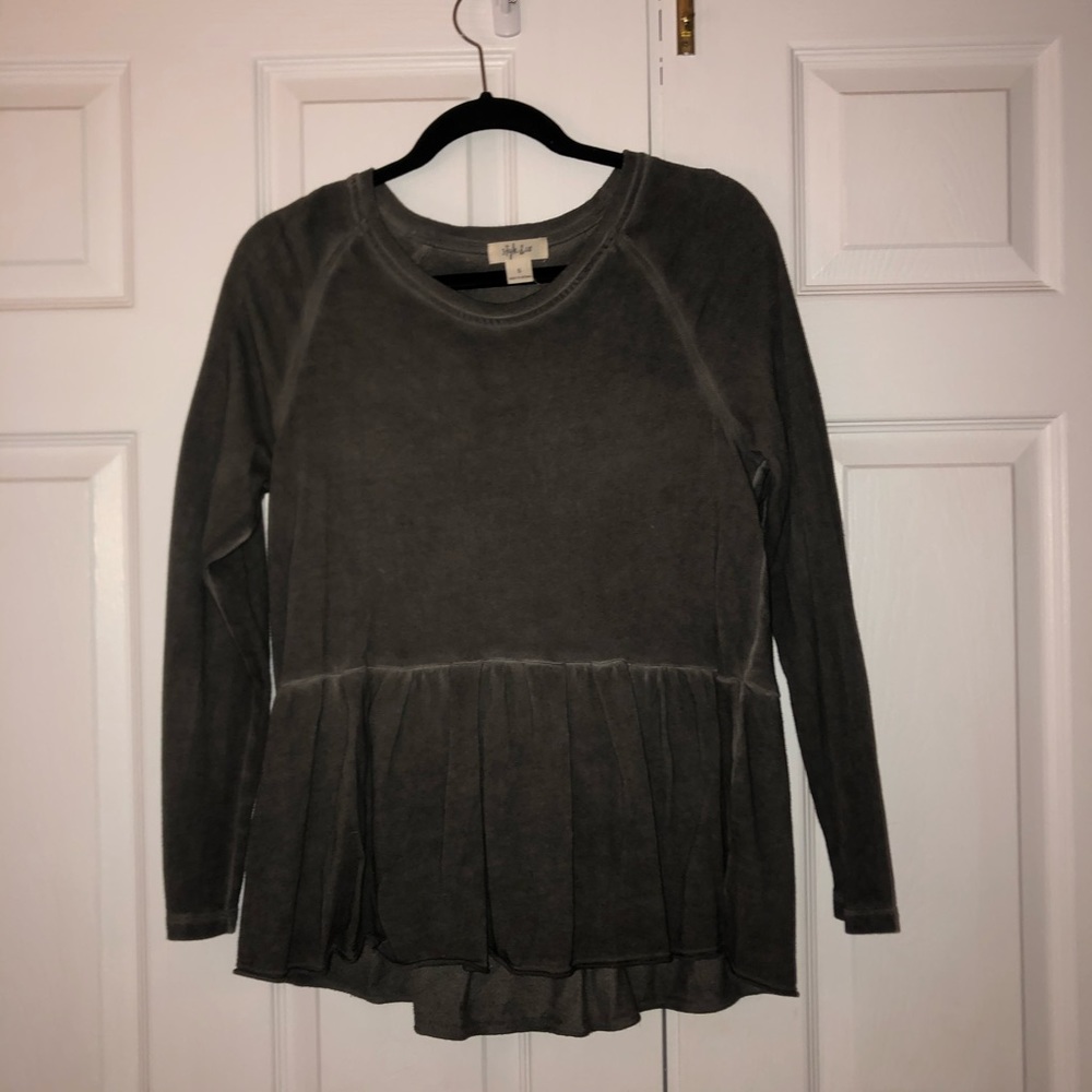 Dark gray long sleeve T-shirt